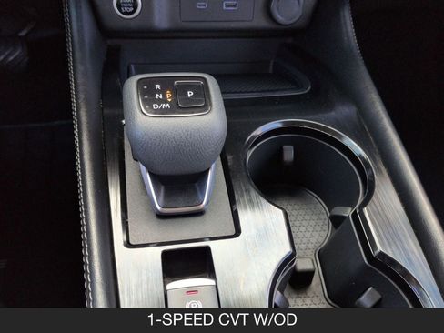 Used 2023 Nissan Rogue SL image 16