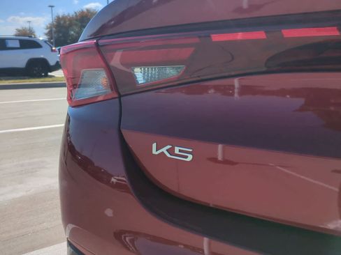 Used 2024 Kia K5 LXS image 11