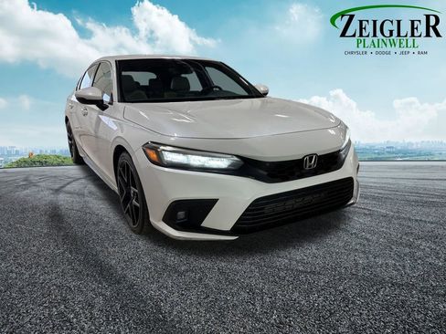 Used 2022 Honda Civic Sport Touring image 14