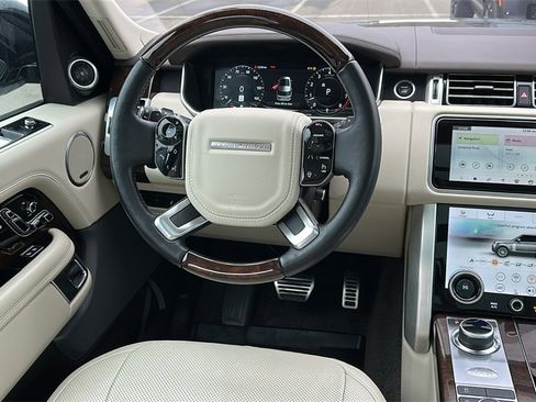 Used 2022 Land Rover Range Rover Westminster Edition image 24