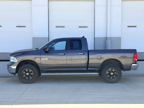 Used 2015 RAM 1500 Big Horn AWD/4WD image 2