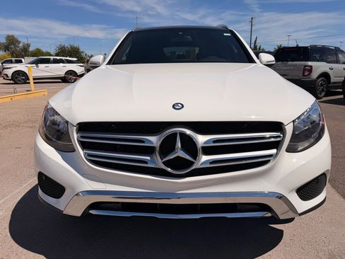 Used 2017 Mercedes-Benz GLC 300 image 2