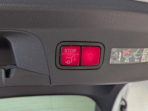 Used 2025 Mercedes-Benz GLE 53 AMG 4MATIC Coupe image 18