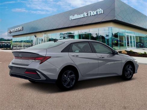 New 2026 Hyundai Elantra Sport image 8
