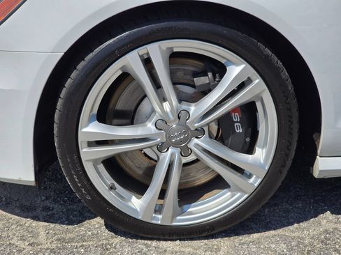 Used 2013 Audi S6 Prestige AWD/4WD image 23