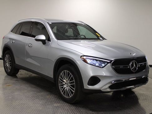 Certified 2026 Mercedes-Benz GLC 300 image 9