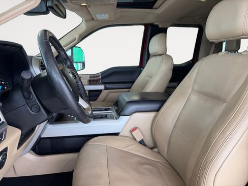 Used 2015 Ford F150 Lariat w/ Equipment Group 502A Luxury AWD/4WD image 13