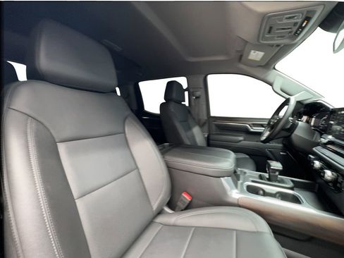 Used 2024 GMC Sierra 1500 SLT image 31