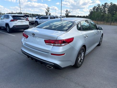 Used 2020 Kia Optima LX image 6