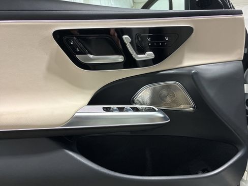 Used 2024 Mercedes-Benz E 350 4MATIC Sedan image 14