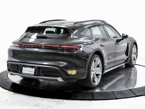 Certified 2022 Porsche Taycan 4 Cross Turismo image 7