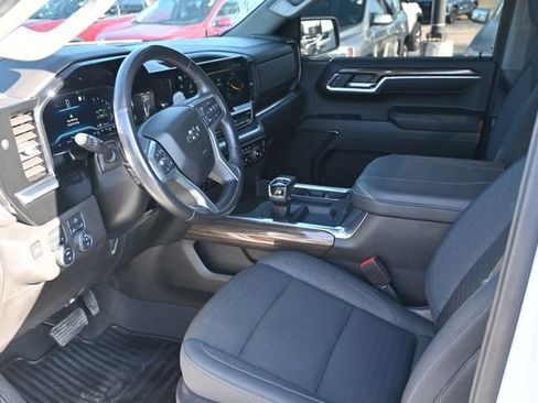 Used 2023 Chevrolet Silverado 1500 RST image 9