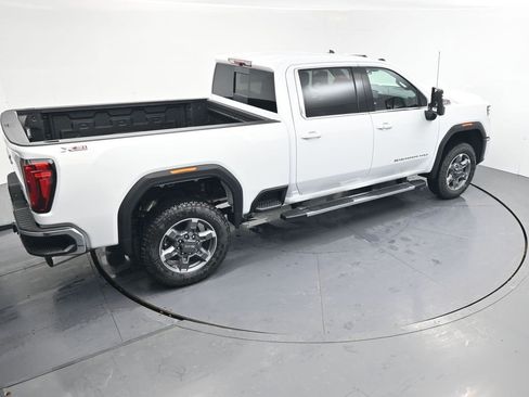New 2026 GMC Sierra 3500 SLE w/ SLE Value Package image 5