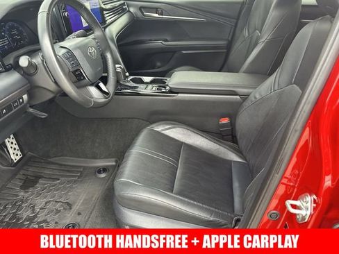 Used 2025 Toyota Camry XSE image 3