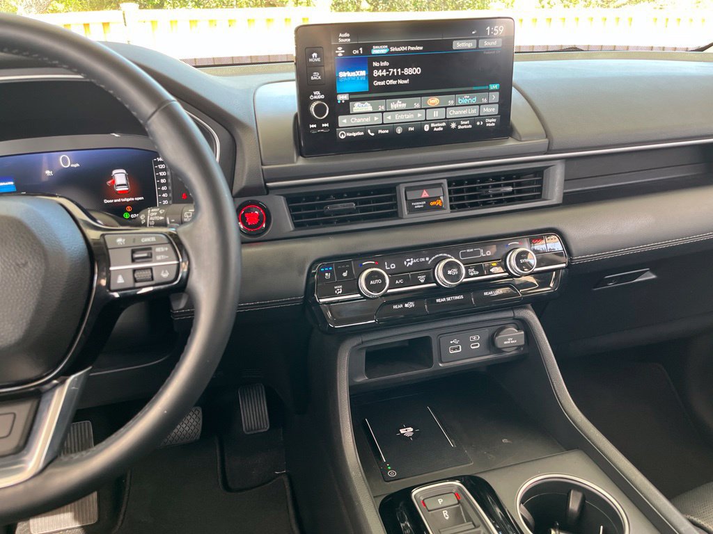 Used 2023 Honda Pilot Elite image 19