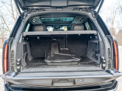 Used 2025 Land Rover Range Rover Autobiography image 38