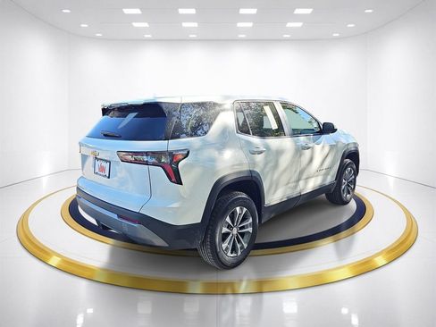 New 2026 Chevrolet Equinox LT AWD/4WD image 6