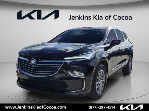 Used 2023 Buick Enclave Essence w/ Trailering Package, 5000 lbs. FWD image 10