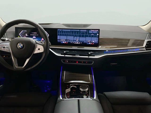 Used 2026 BMW X7 xDrive40i w/ Premium Package AWD/4WD image 18