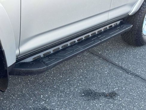 Certified 2022 Toyota 4Runner SR5 Premium image 8