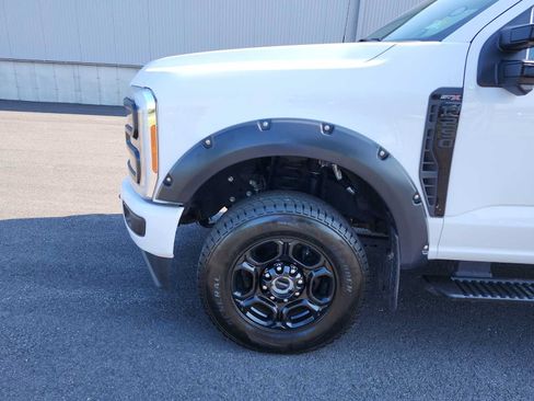 Used 2023 Ford F250 XL w/ STX Appearance Package AWD/4WD image 10
