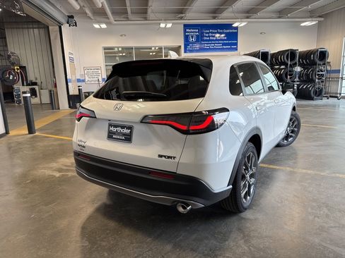 New 2025 Honda HR-V Sport image 5