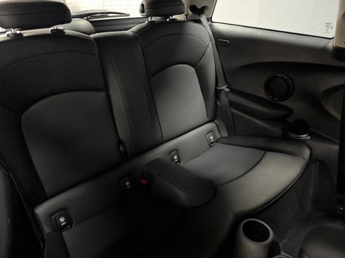 Used 2019 MINI Cooper S w/ Signature Upholstery Package image 43