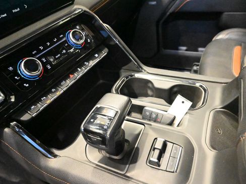 Used 2022 GMC Sierra 1500 AT4 w/ AT4 Premium Package image 30