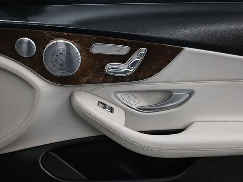 Used 2018 Mercedes-Benz C 300 Coupe image 10
