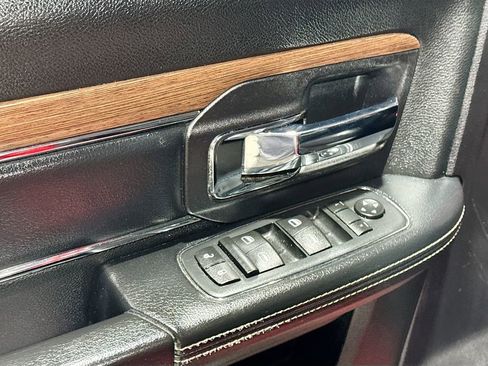 Used 2016 RAM 1500 Laramie image 18