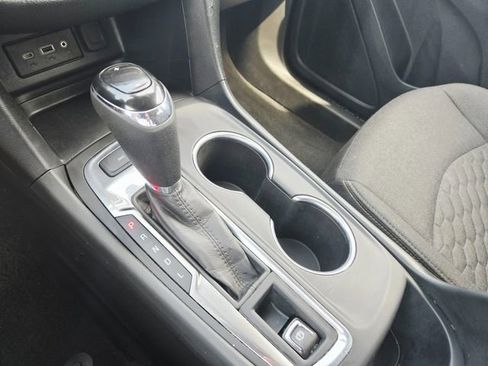 Used 2020 Chevrolet Equinox LT image 13