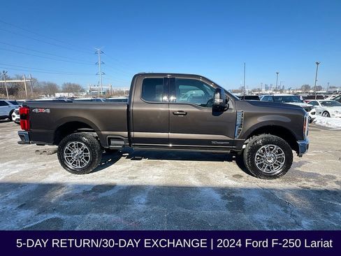 Used 2024 Ford F250 Lariat image 9