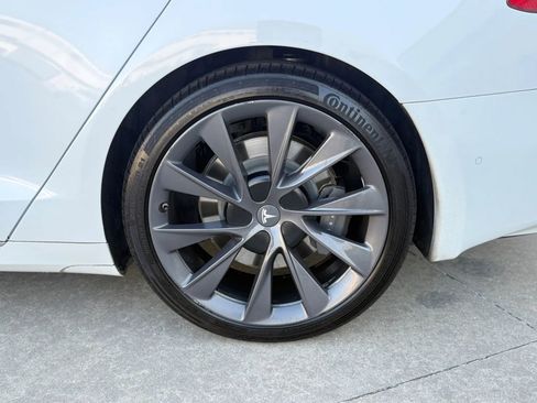 Used 2020 Tesla Model S AWD image 13