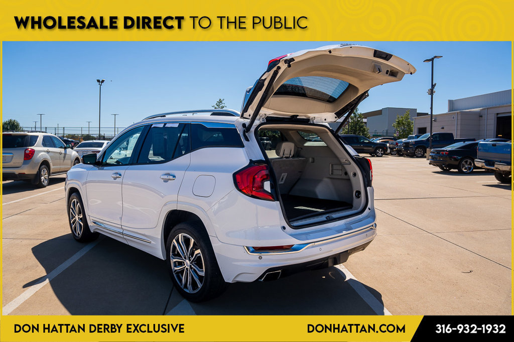 Used 2018 GMC Terrain Denali w/ Advanced Safety Package FWD image 29