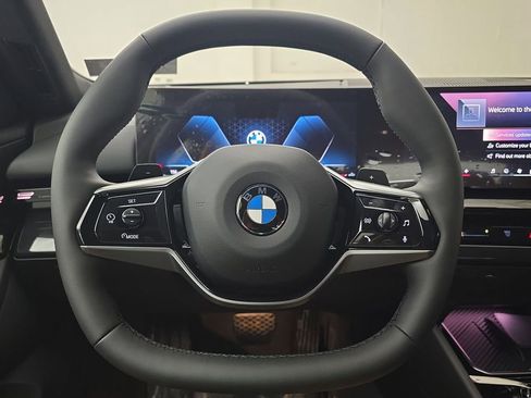 New 2025 BMW 530i xDrive AWD/4WD image 15
