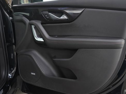 Used 2019 Chevrolet Blazer Premier w/ Sun and Wheels Package image 9