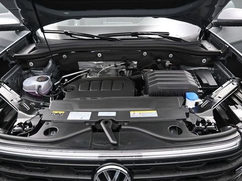 New 2026 Volkswagen Atlas Cross Sport SE AWD/4WD image 15