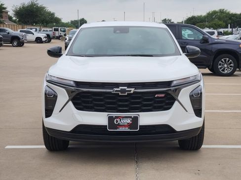 Used 2024 Chevrolet Trax RS FWD image 10