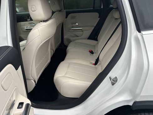 New 2026 Mercedes-Benz GLA 250 GLA 250 image 23