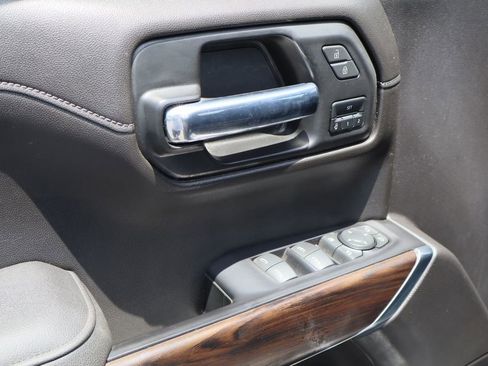 Used 2021 GMC Sierra 1500 SLT RWD image 19