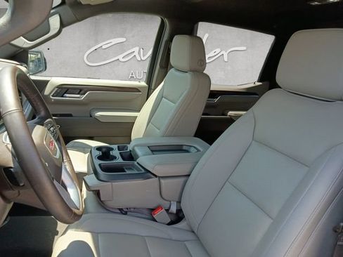 Used 2026 GMC Sierra 1500 SLT AWD/4WD image 19