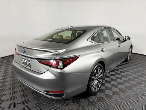 Used 2019 Lexus ES 300h w/ Premium Package FWD image 8