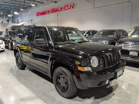 Used 2016 Jeep Patriot Sport image 1