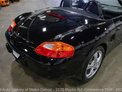 Used 2001 Porsche Boxster image 16