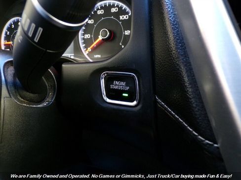 Used 2017 GMC Acadia SLE image 43