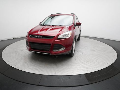 Used 2016 Ford Escape SE w/ SE Leather Comfort Package image 34