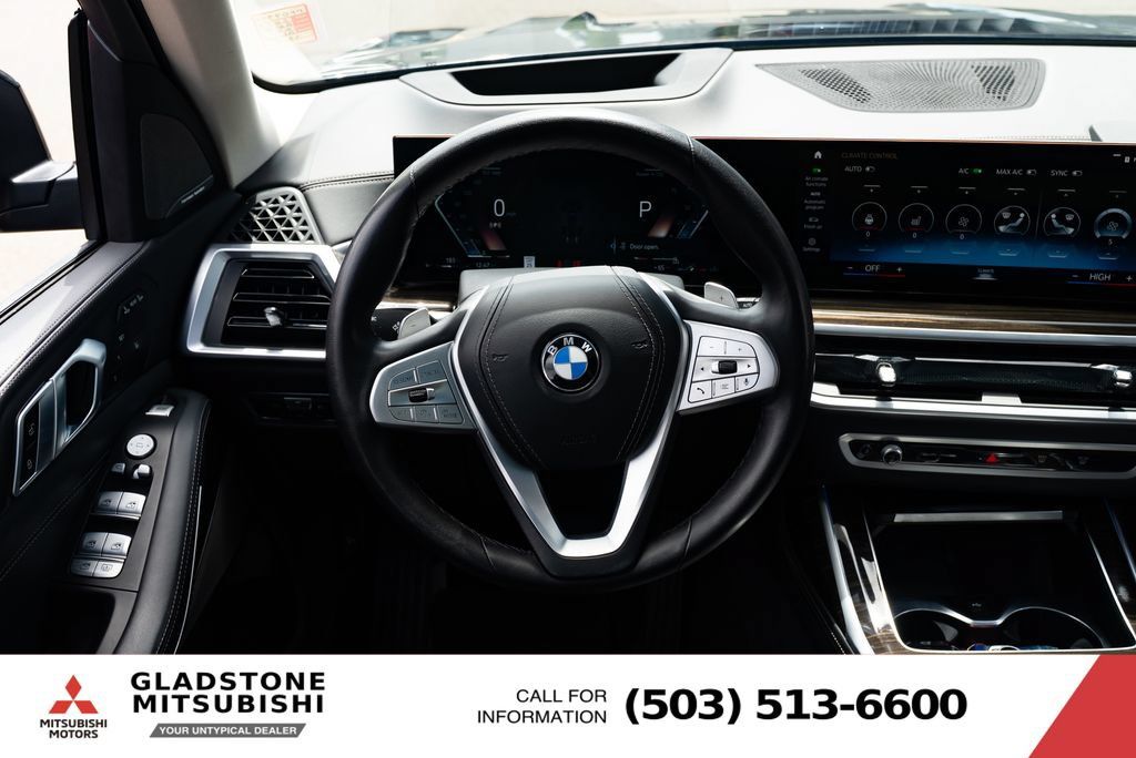 Used 2023 BMW X7 xDrive40i AWD/4WD image 13