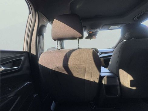 Used 2024 Chevrolet Trax RS w/ Sunroof Package FWD image 45