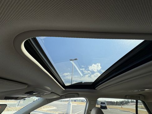 Used 2019 Subaru Outback 2.5i Limited image 26