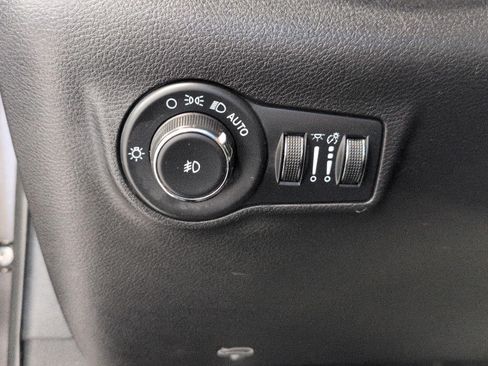 Used 2023 Jeep Compass Limited AWD/4WD image 10